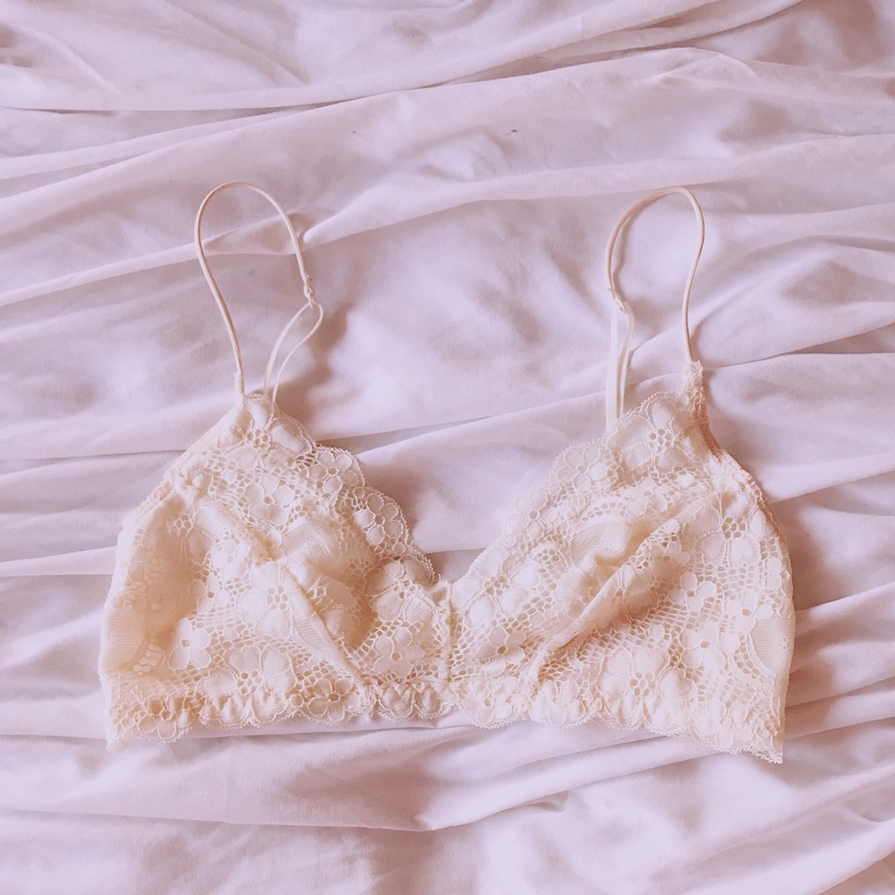 Urban Outfitters Chloe Lace Bralette